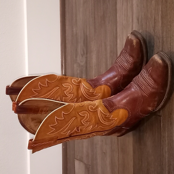 Ariat Other - Ariat Boots Style 35751 Western Boots 11D